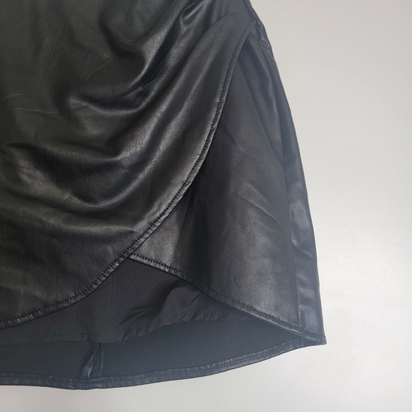 Rewash Women's Vegan Leather Wrap Skirt Black - Picture 3 of 11